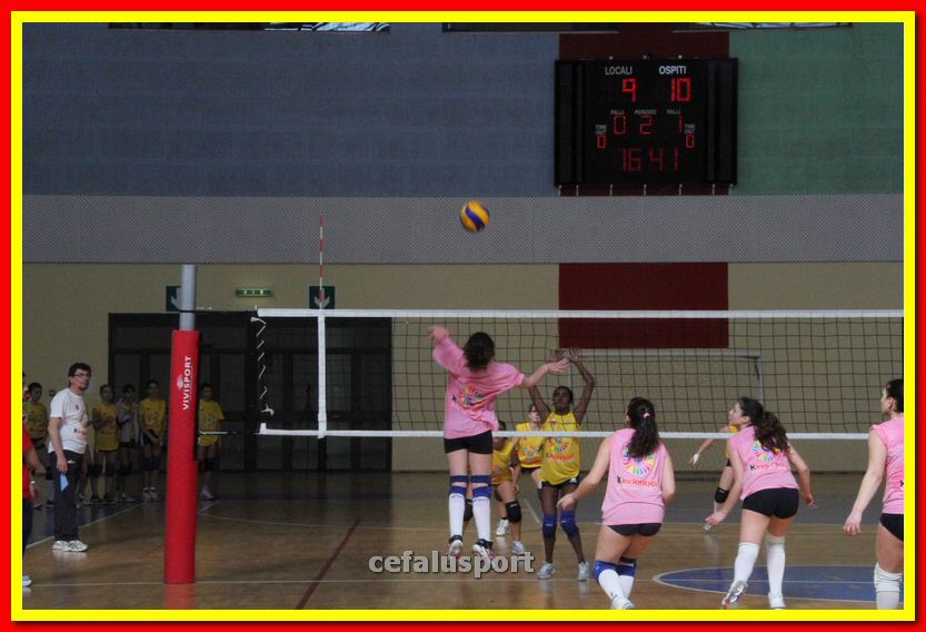 140430 volley 036_tn.jpg